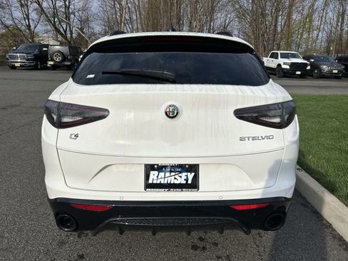 New 2026 Alfa Romeo Stelvio Sprint w/ Convenience Package AWD/4WD image 16