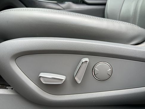 Used 2020 Lincoln Nautilus Reserve w/ Equipment Group 201A FWD image 37