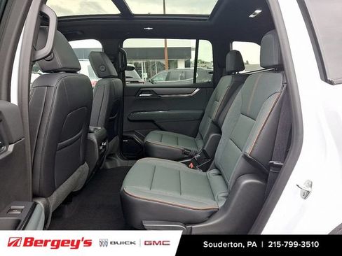 New 2026 GMC Acadia AT4 w/ Luxury Package AWD/4WD image 7