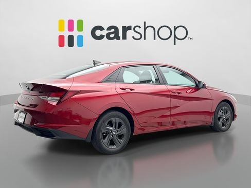 Used 2023 Hyundai Elantra SEL FWD image 5