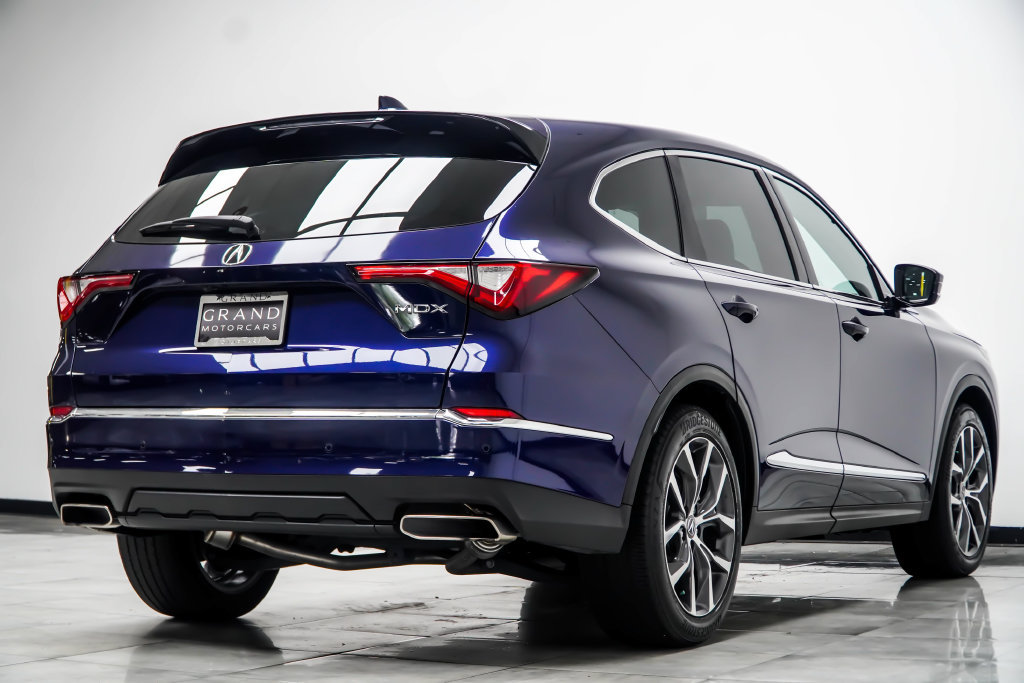 Used 2024 Acura MDX w/ Technology Package FWD image 16