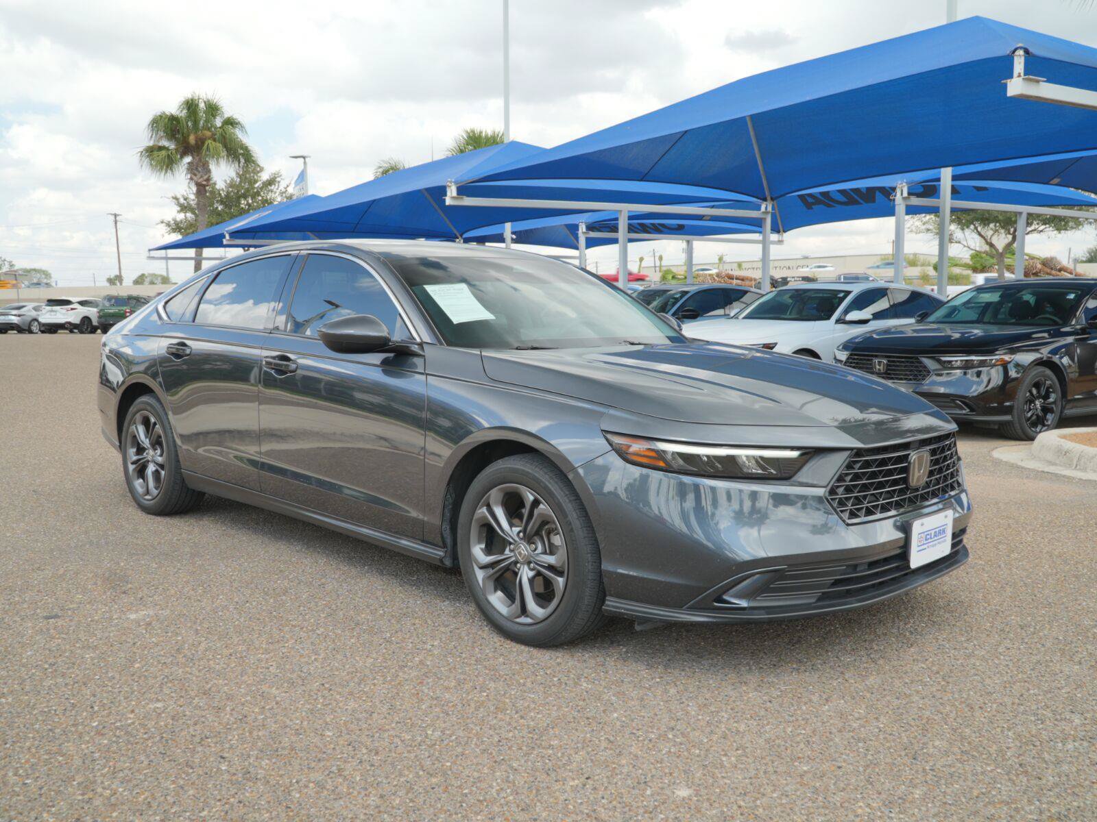 Used 2023 Honda Accord EX image 4