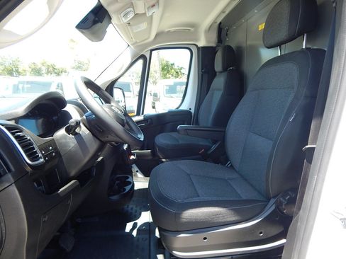Used 2025 RAM ProMaster 1500 w/ Quick Order Package 22G SLT FWD image 18