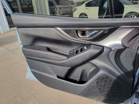 Used 2019 Subaru Crosstrek 2.0i Limited w/ Popular Package #4 image 10