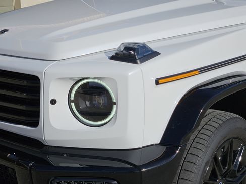 Certified 2025 Mercedes-Benz G 580 w/ EQ Technology image 9