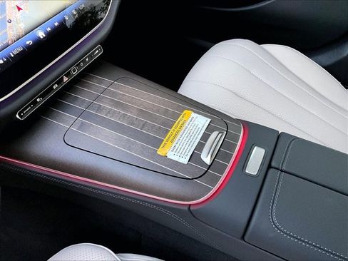 New 2026 Mercedes-Benz E 350 4MATIC Sedan image 10