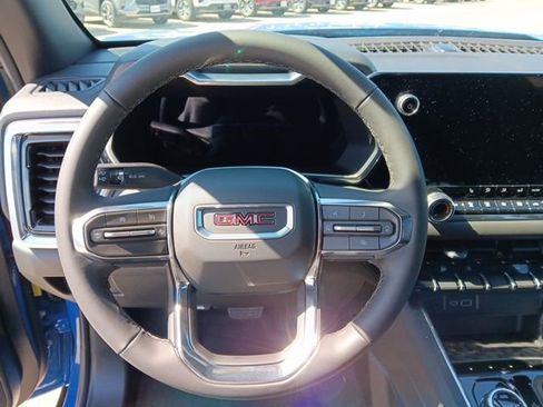 New 2026 GMC Canyon Elevation AWD/4WD image 9