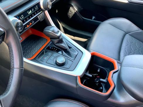 Used 2024 Toyota RAV4 Adventure image 16