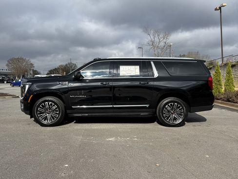 New 2026 GMC Yukon XL Elevation w/ Elevation Premium Package image 7