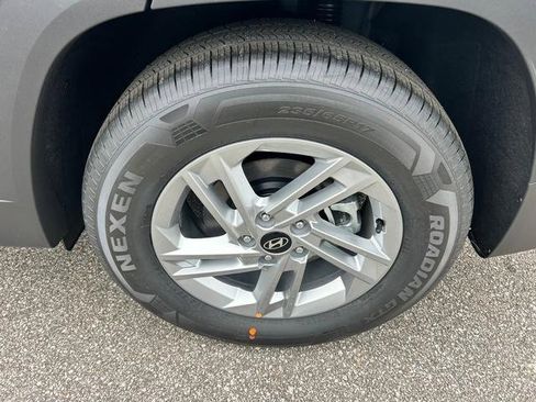 New 2026 Hyundai Tucson SE image 12