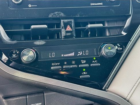 Used 2024 Toyota Camry SE FWD image 16