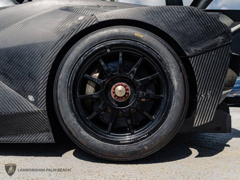 Used 2022 Lamborghini Huracan EVO image 40