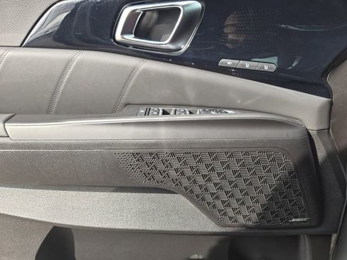 New 2026 Kia Carnival SX Prestige FWD image 16