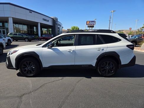 Used 2025 Subaru Outback Onyx Edition w/ Popular Package #2 AWD/4WD image 7