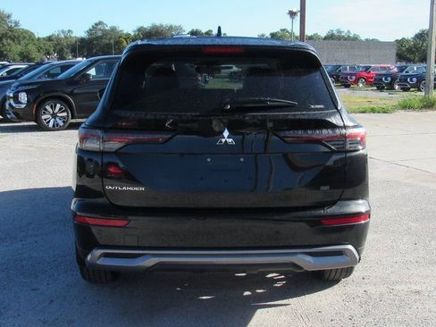 New 2025 Mitsubishi Outlander SE AWD/4WD image 4