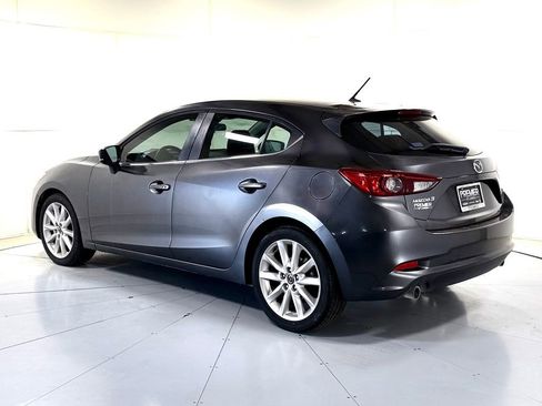 Used 2017 MAZDA MAZDA3 Touring FWD image 6