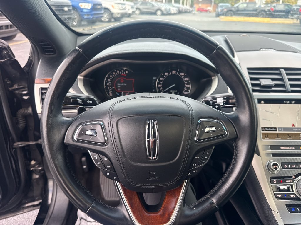 Used 2018 Lincoln MKZ Reserve w/ Magnetic Appearance Package FWD image 40