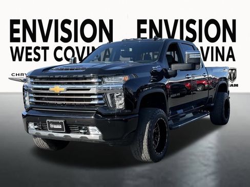 Used 2023 Chevrolet Silverado 2500 High Country w/ Safety Package II image 5