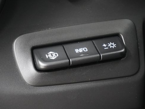 Used 2020 Chevrolet Camaro SS RWD image 28