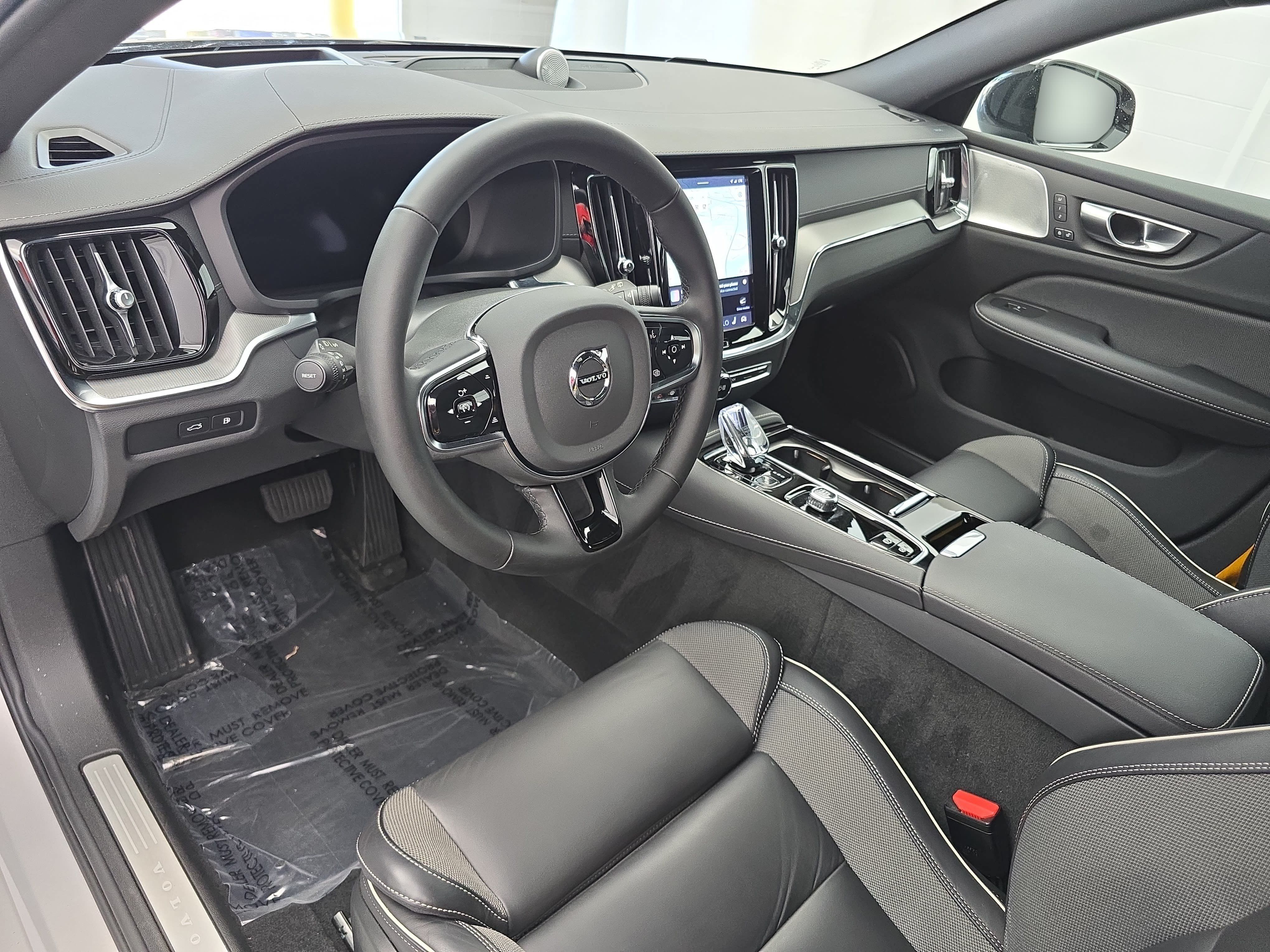 Used 2024 Volvo V60 T8 Polestar w/ Protection Package Premier AWD/4WD image 16