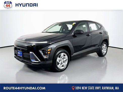Certified 2024 Hyundai Kona SE AWD/4WD image 1