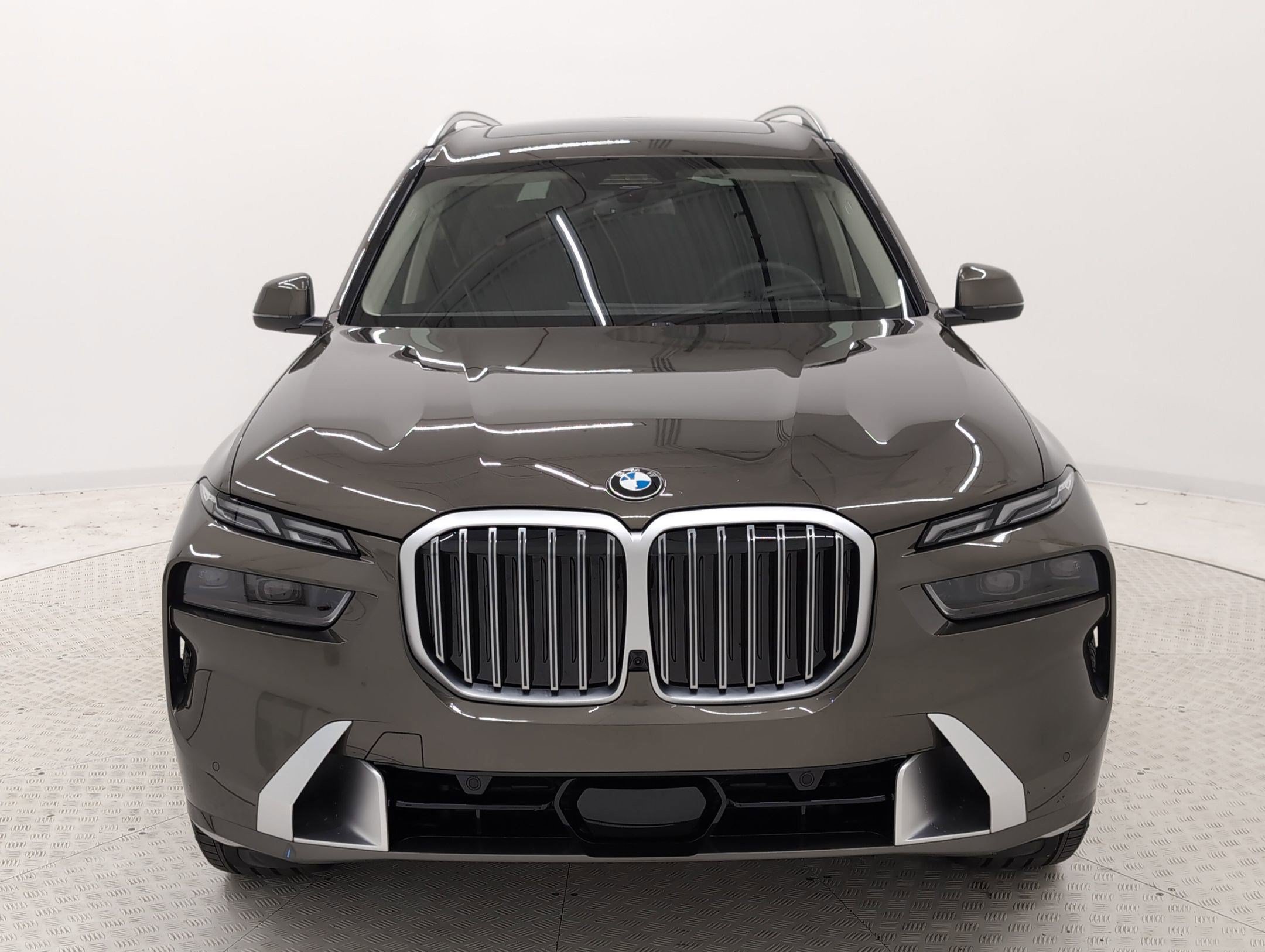 Used 2026 BMW X7 xDrive40i AWD/4WD image 6
