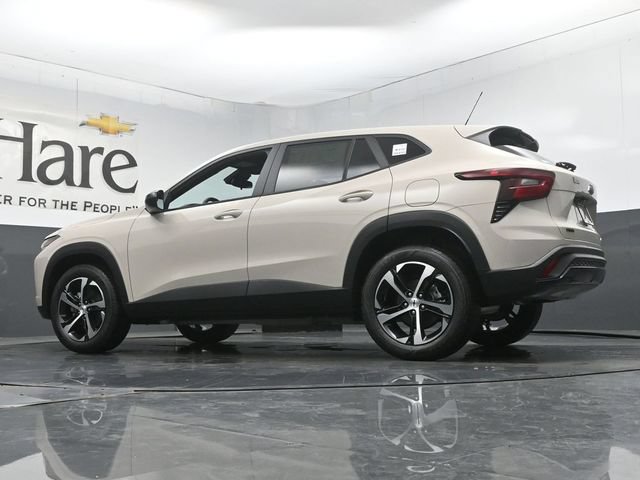 New 2026 Chevrolet Trax RS FWD image 33