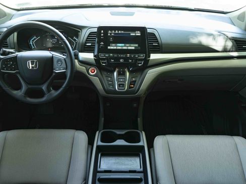 Used 2024 Honda Odyssey EX image 27