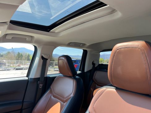 Certified 2023 Ford Maverick Lariat w/ Lariat Luxury Package AWD/4WD image 8