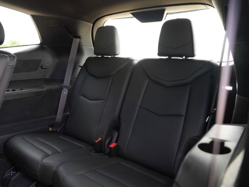 Certified 2024 Cadillac XT6 Premium Luxury image 21