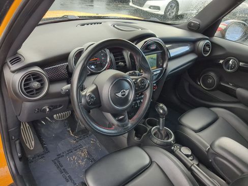 Used 2015 MINI Cooper S image 16