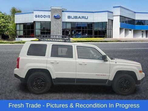 Used 2016 Jeep Patriot Sport w/ Power Value Group AWD/4WD image 6