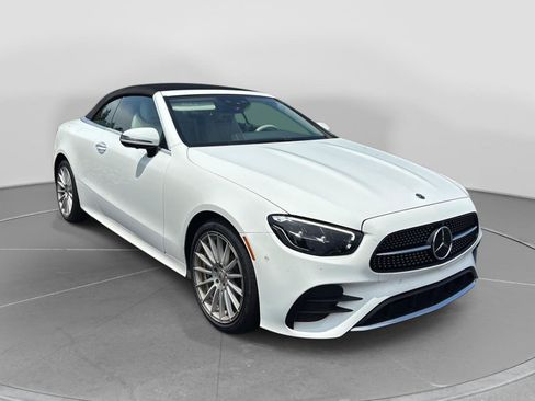 Used 2021 Mercedes-Benz E 450 4MATIC Cabriolet image 4