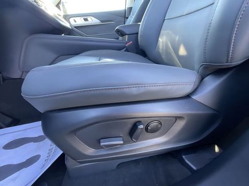 New 2026 Ford Explorer Active w/ Active Comfort Package AWD/4WD image 12