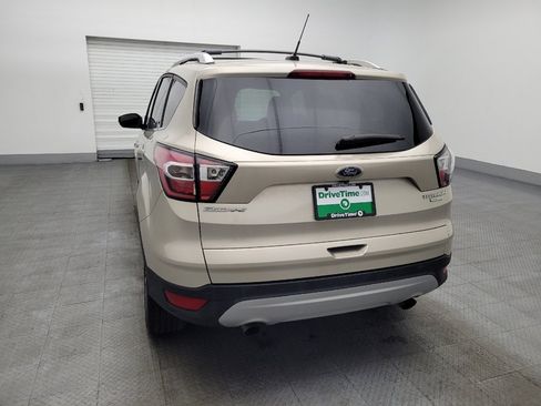 Used 2017 Ford Escape Titanium image 6
