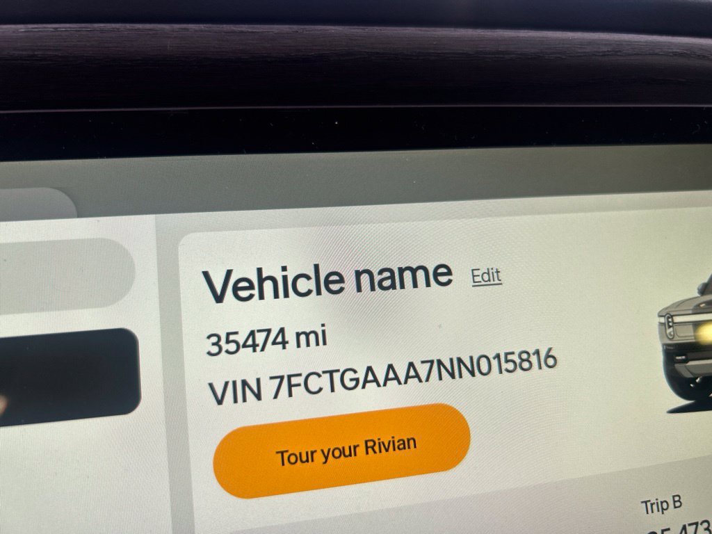 Used 2022 Rivian R1T Adventure AWD/4WD image 5