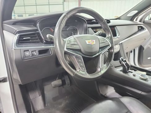 Used 2023 Cadillac XT5 Premium Luxury w/ LPO, Floor Liner Package AWD/4WD image 19