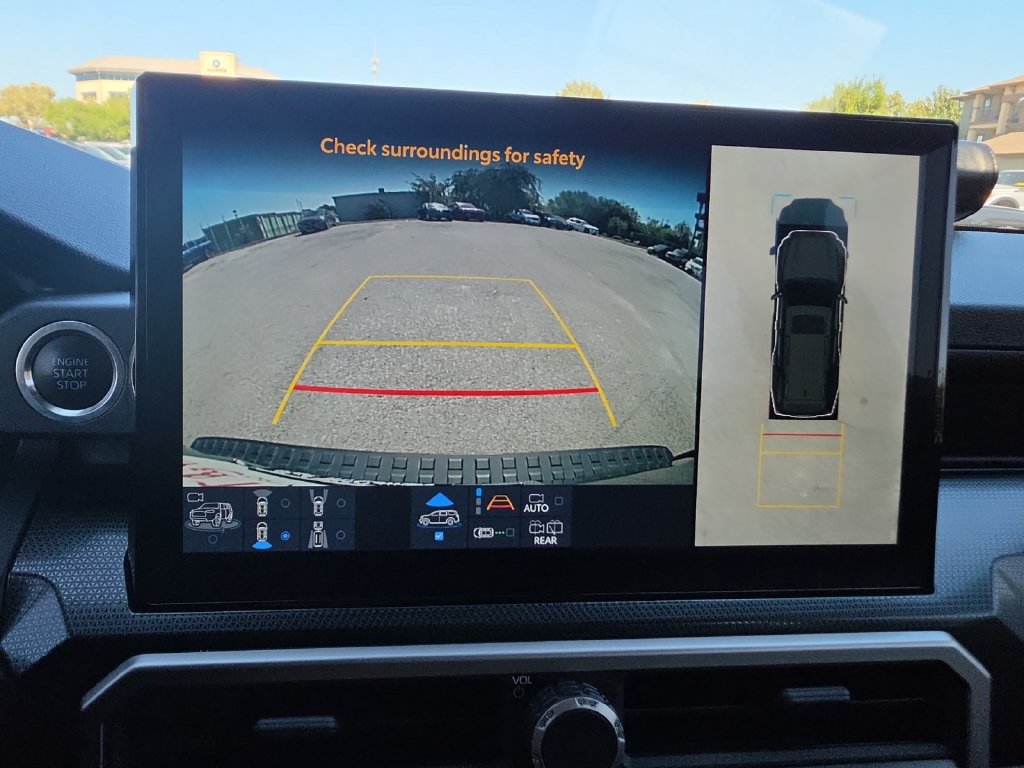Used 2025 Toyota 4Runner Limited w/ Tow Technology Package AWD/4WD image 19