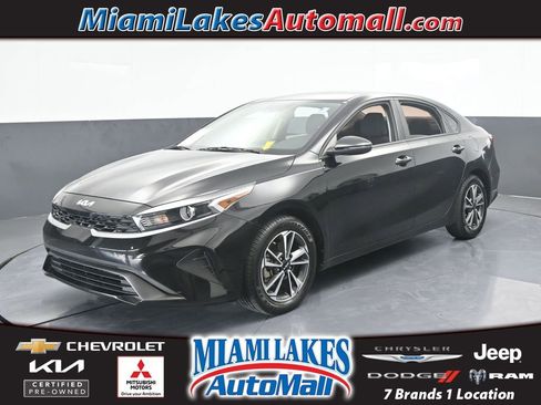 Used 2023 Kia Forte LXS w/ LXS Technology Package image 1