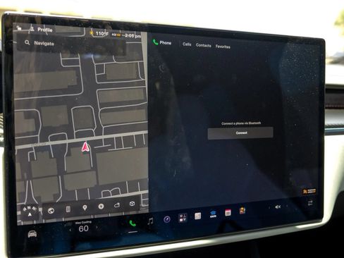 Used 2024 Tesla Model X Plaid AWD/4WD image 32