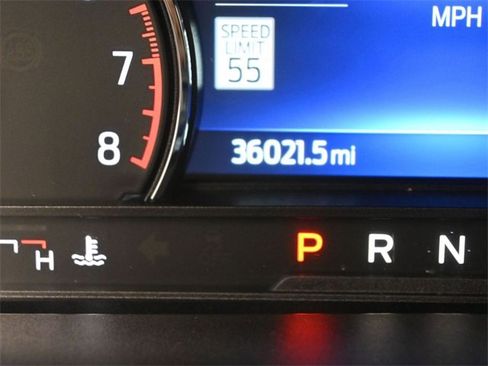 Used 2023 Ford Explorer ST-Line w/ Class IV Trailer Tow Package image 36