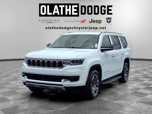 Used 2024 Jeep Wagoneer Series II AWD/4WD image 1