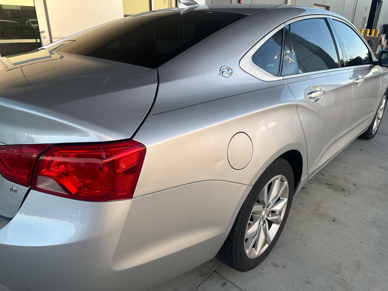 Used 2017 Chevrolet Impala LT FWD image 6