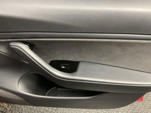 Used 2018 Tesla Model 3 Long Range image 22