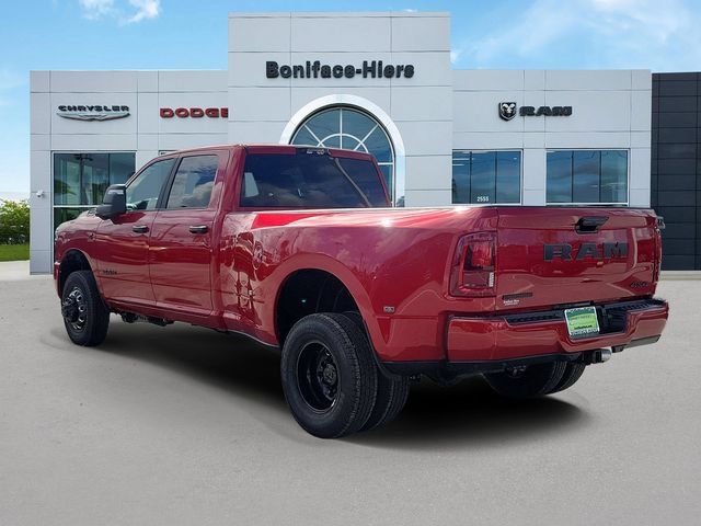 New 2027 RAM 3500 Big Horn AWD/4WD image 3