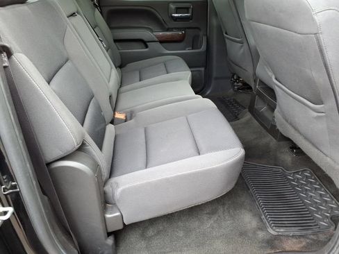 Used 2017 GMC Sierra 1500 SLE w/ SLE Value Package AWD/4WD image 10
