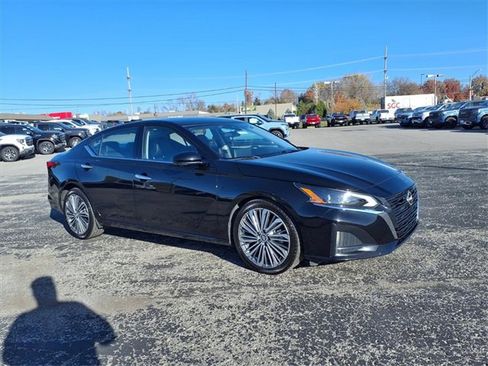 Used 2023 Nissan Altima 2.5 SL image 4