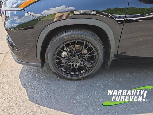 Used 2021 Toyota Highlander Limited AWD/4WD image 19