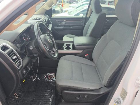 Used 2020 RAM 1500 Big Horn AWD/4WD image 4