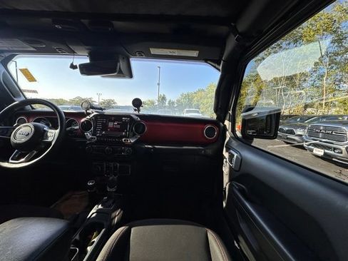 Used 2019 Jeep Wrangler Unlimited Rubicon AWD/4WD image 29